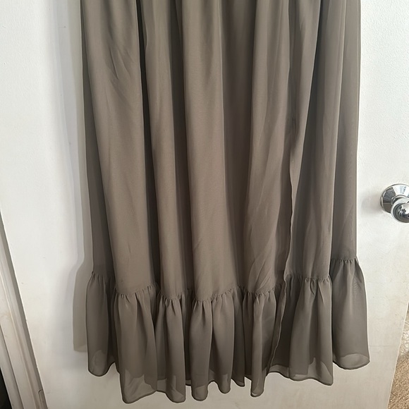 EUC Birdy Grey Michelle Chiffon Dress in Sage - Picture 2 of 7